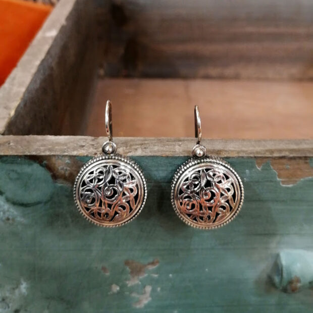 Χειροποίητα ασημένια σκουλαρίκια "Gerochristo Jewelry"