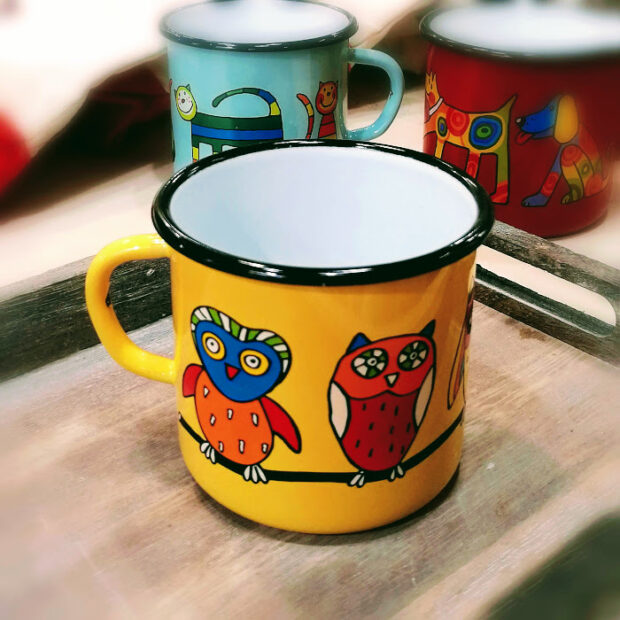 Enamel mug